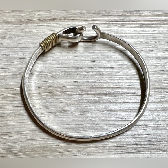 Vintage Designer Signed DK Sterling Silver & Brass Hook Bangle Bracelet - Picture 6 of 7